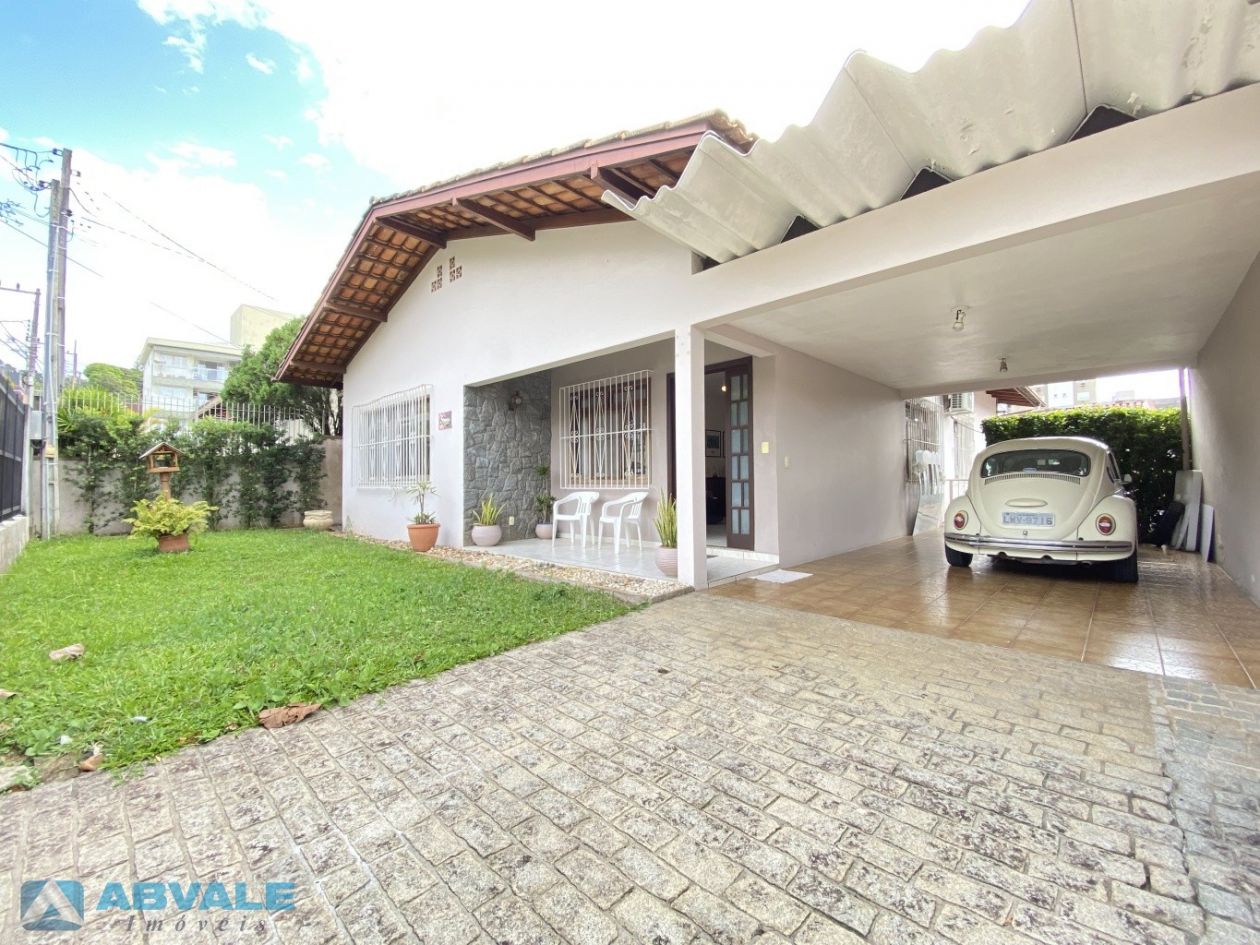 Casa no Bairro Escola Agrícola em Blumenau - foto 1