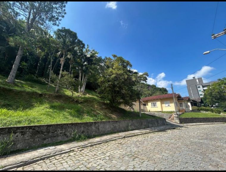 Casa no Bairro Ribeirão Fresco em Blumenau com 3 Dormitórios — foto 3
